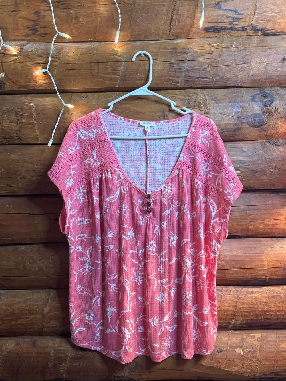 Como blu Pink Floral V-Neck Short Sleeve Blouse with Button Detail